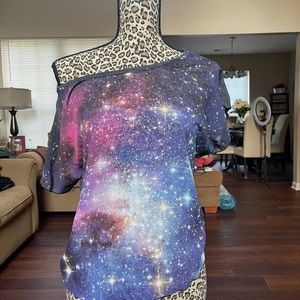 Delia*s Galaxy Top